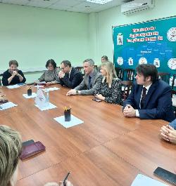 В Республике Марий Эл побывала с визитом рабочая группа сотрудников Национального медицинского исследовательского центра колопроктологии имени А.Н. Рыжих Минздрава РФ В Республике Марий Эл побывала с визитом рабочая группа сотрудников Национального медицинского исследовательского центра колопроктологии имени А.Н. Рыжих Минздрава РФ